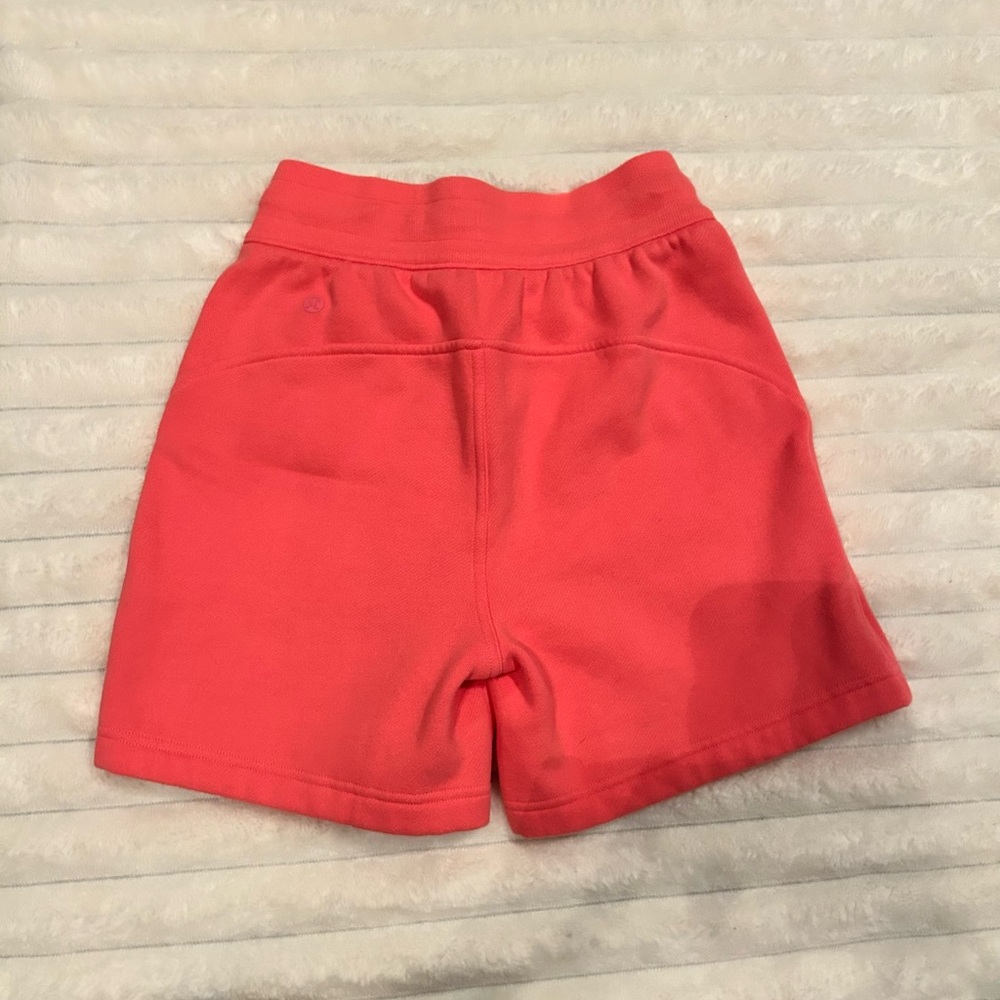Lululemon Athletica Pink Scuba High Rise Shorts - Picture 2 of 2